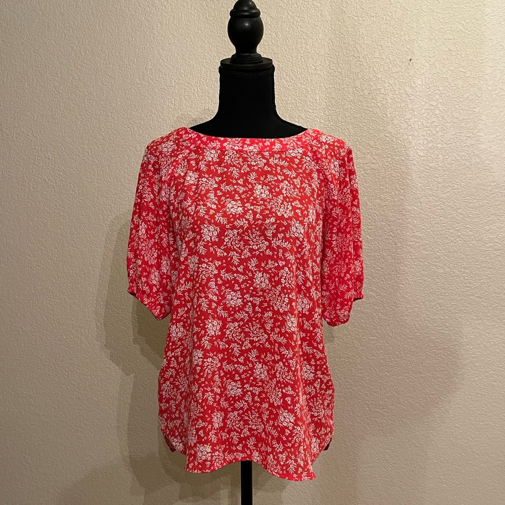 LOFT Red and White Flowy Floral Blouse